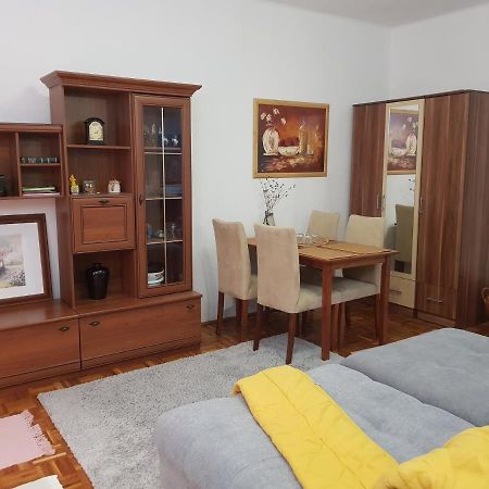 Ravagy Apartman Kecskemet Ngoại thất bức ảnh
